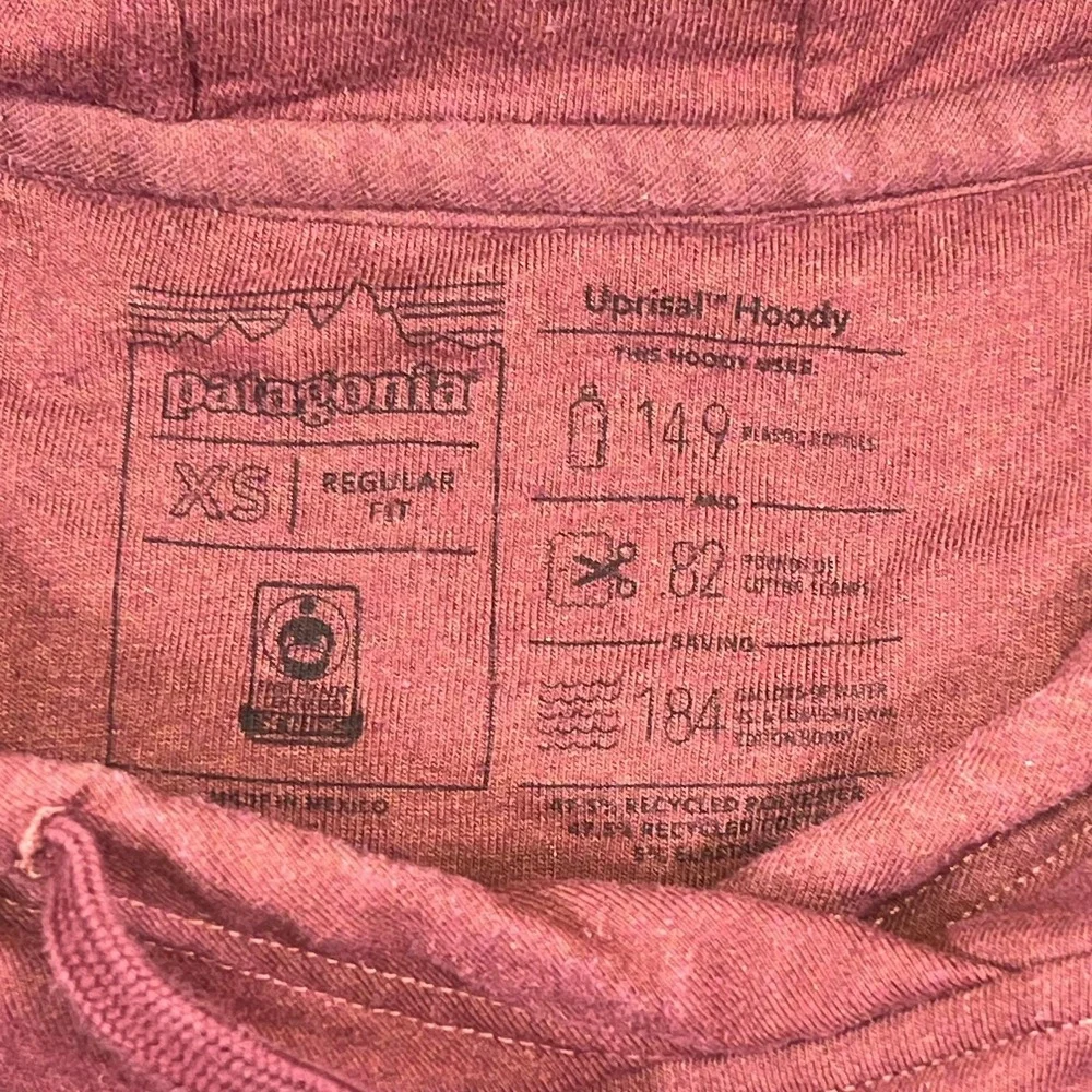 Patagonia Hoodie Womens XS Red Pullover Fitz Roy Bear Graphic Sweatshirt 39556 - Picture 6 of 11